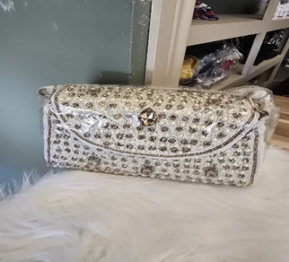 The Pearl & Crystal Embellished Evening Clutch - Image 3
