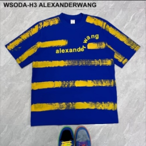 ALEXANDER WANG Men's Painted Yellow Stripe Graphic Logo Crewneck T-Shirt (WSODA-H3)
