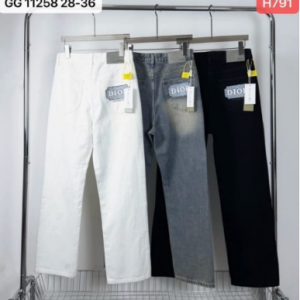 DIOR Men's Classic Leather Badge Straight-Leg Denim Jeans (GG 11258 / H791)